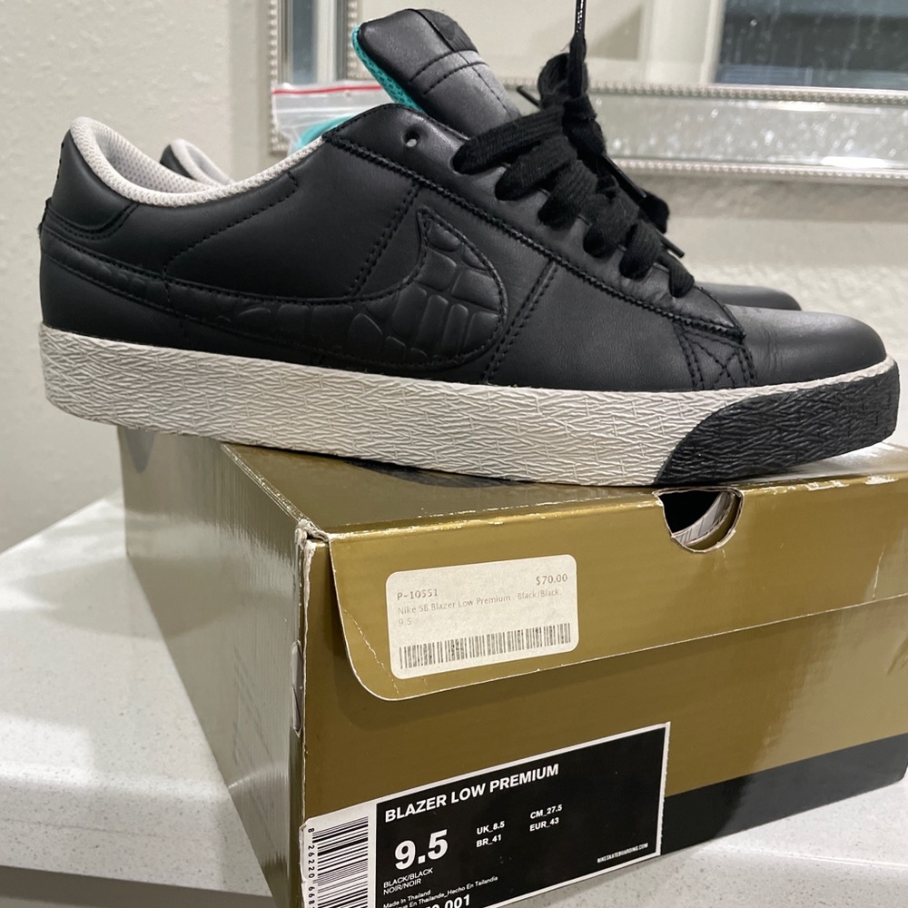Nike sb blazer low
